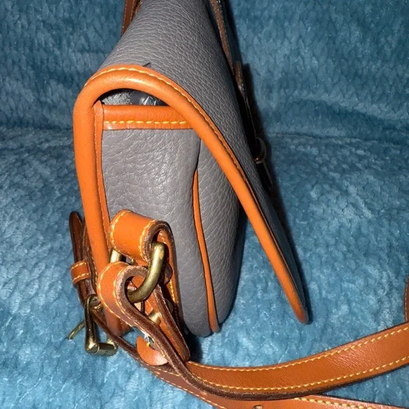 Dooney and Bourke Over and Under in Smoke - Picture 8 of 14